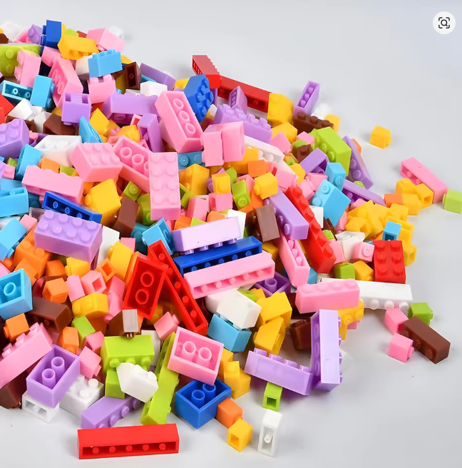 1000 DIY Creative Building Blocks Bulk Set Urban Classic Blocks Assembled